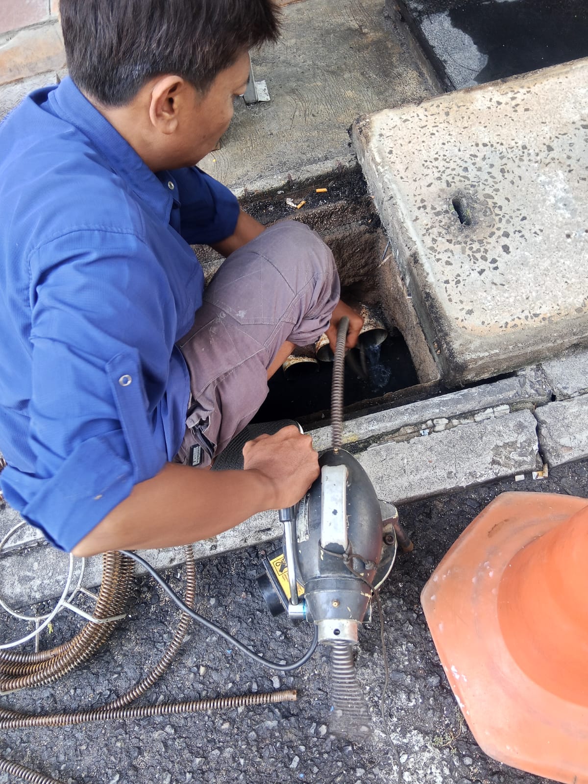 perbaikan-saluran-mampet